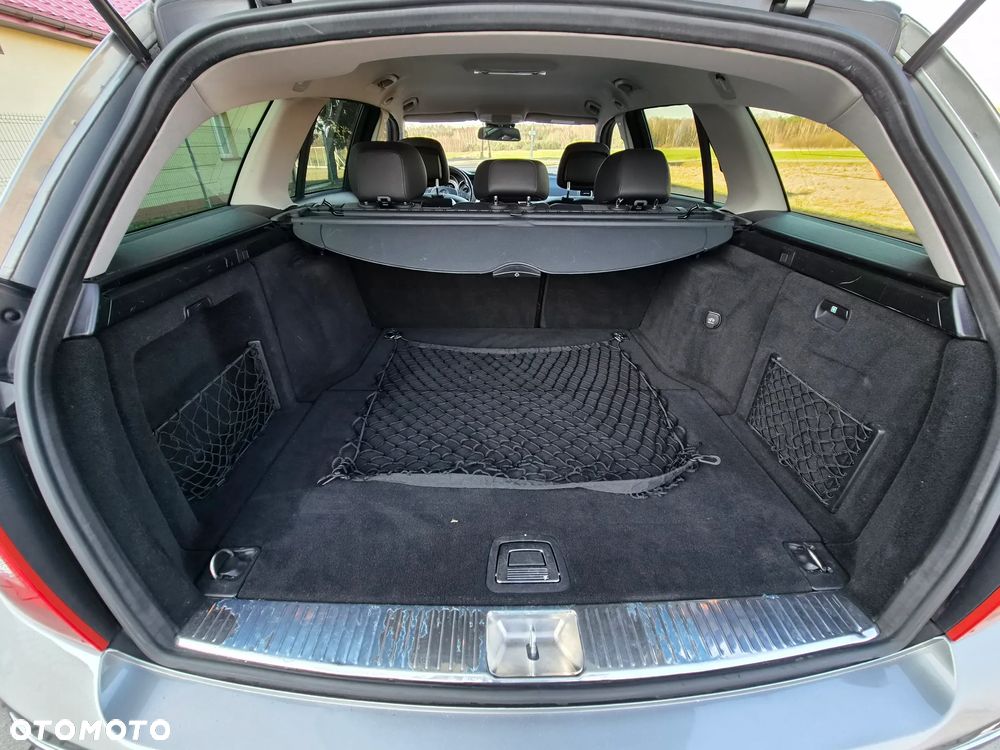 Mercedes-Benz Klasa C 180 BlueEFFICIENCY Avantgarde - 8
