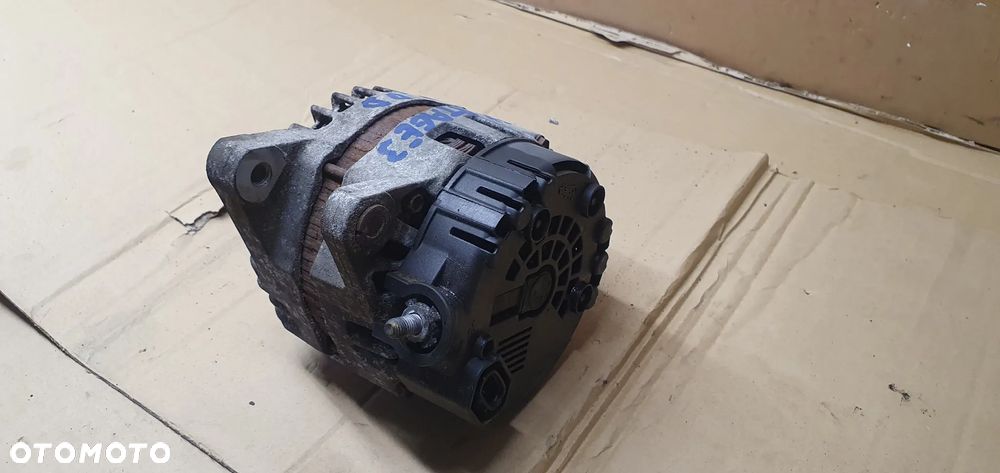 Alternator prądnica Kia Sportage III 2.0 CRDI 37300-2F100 - 3
