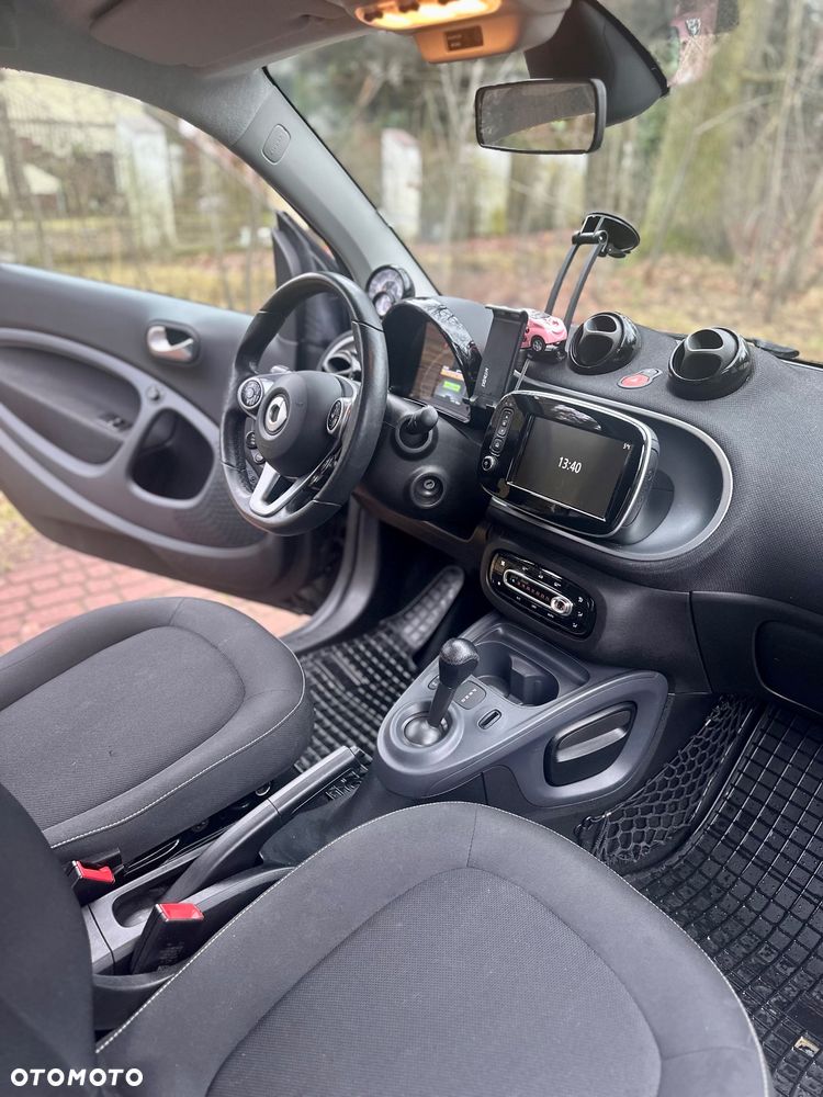 Smart Fortwo EQ passion - 21