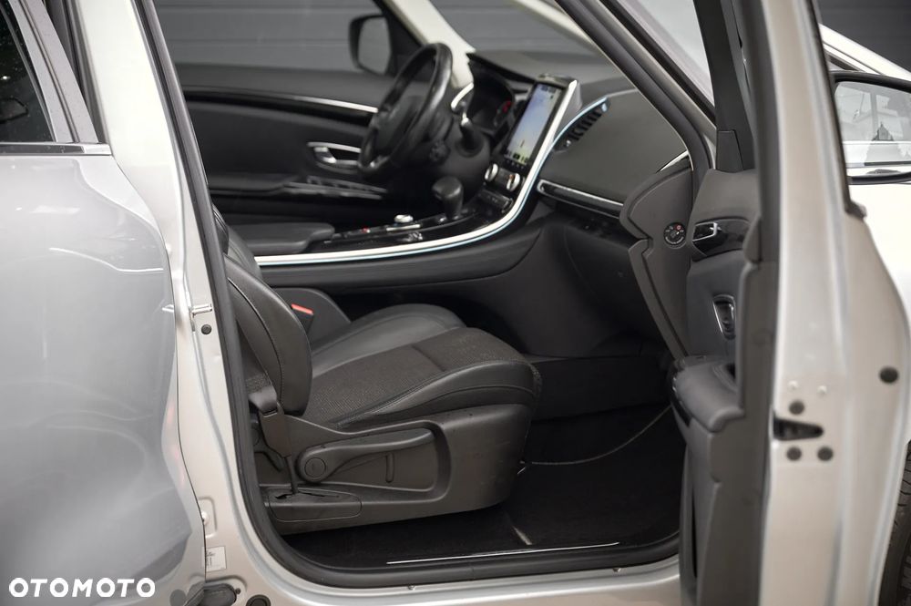 Renault Espace BLUE dCi 160 EDC BUSINESS EDITION - 13