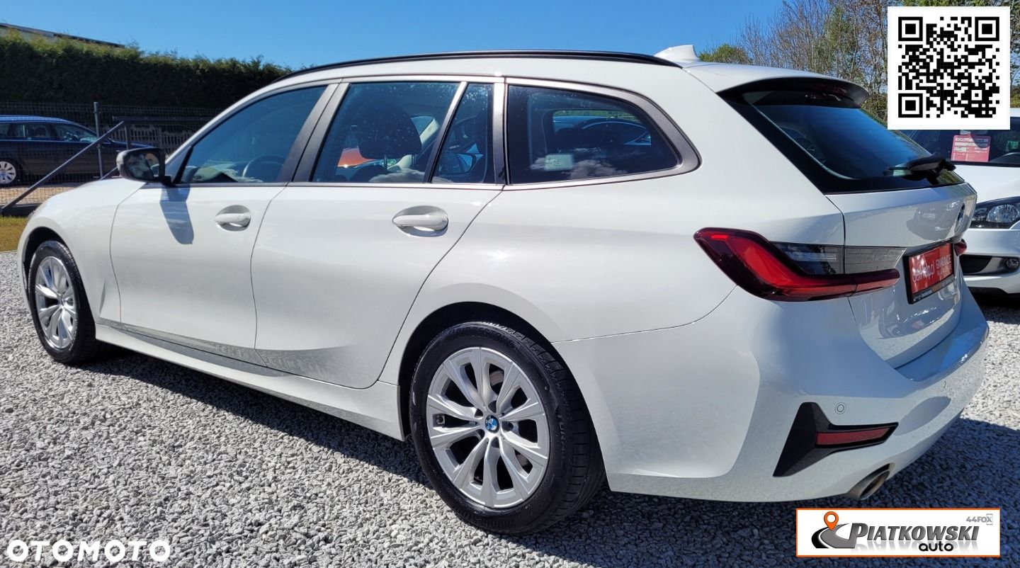 BMW Seria 3 320i - 13