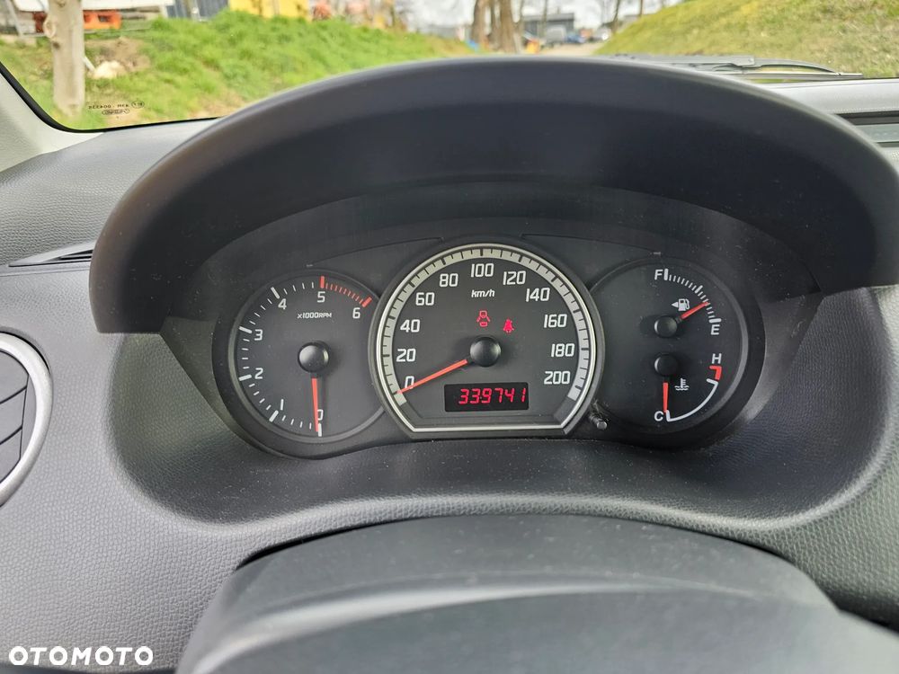 Suzuki Swift 1.3 DDiS 16v GLX - 15