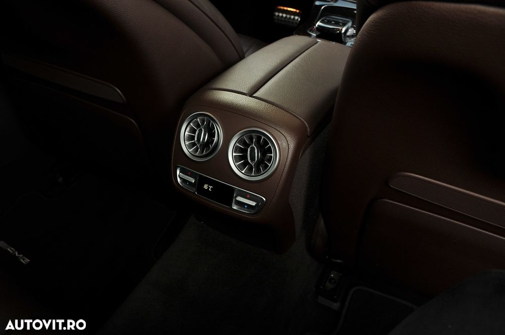 Mercedes-Benz CLS 400 d 4MATIC Aut - 29