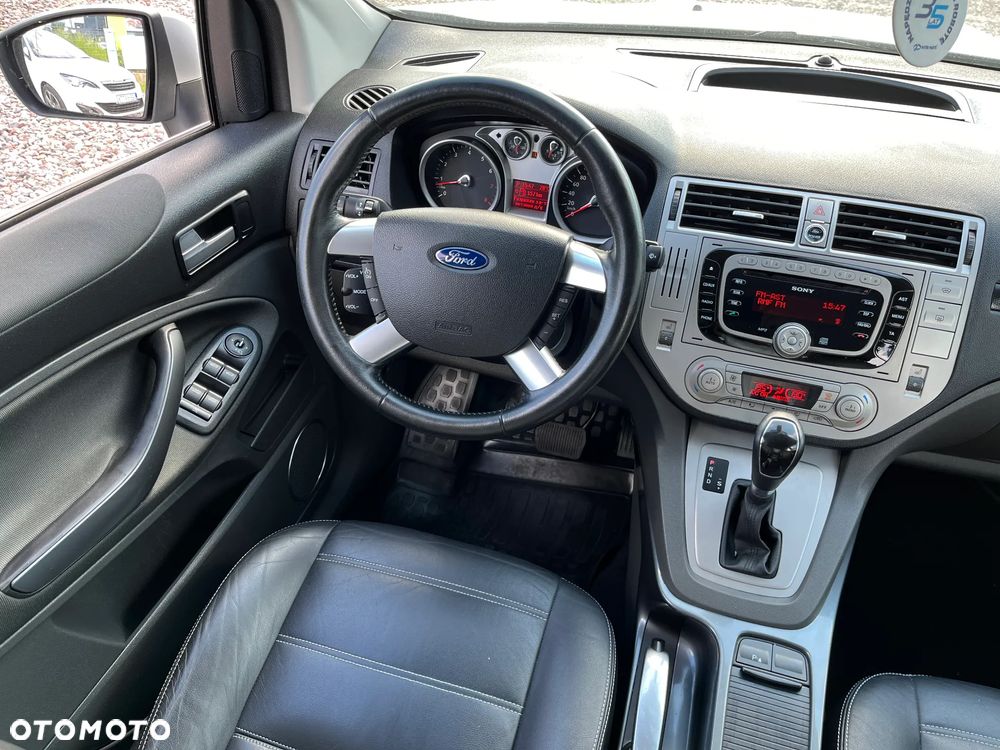Ford Kuga - 17