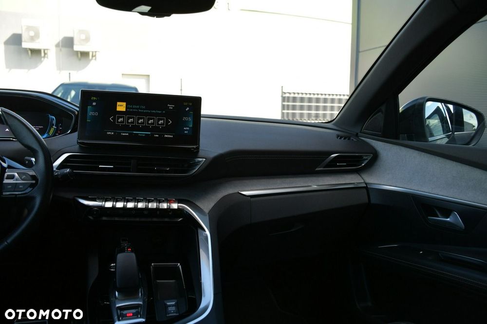 Peugeot 3008 225 e-EAT8 GT Pack - 19