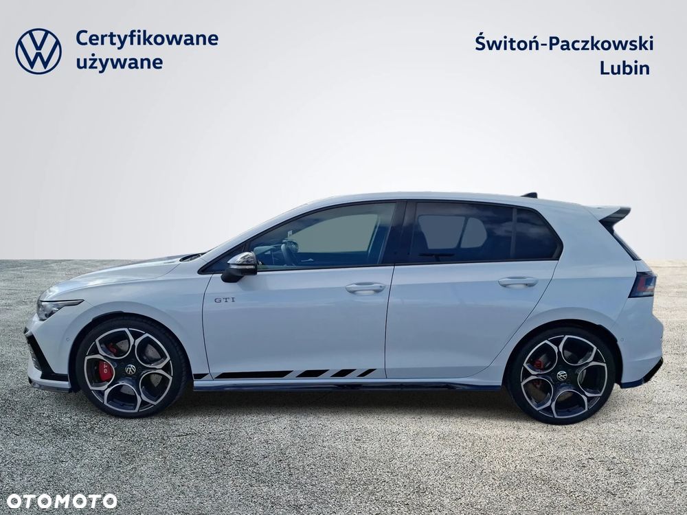 Volkswagen Golf - 4