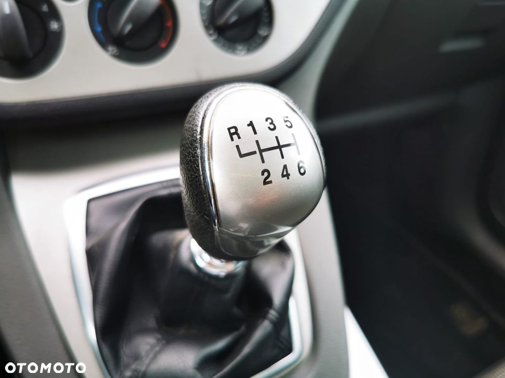 Ford Kuga 2.0 TDCi 2x4 Trend - 20
