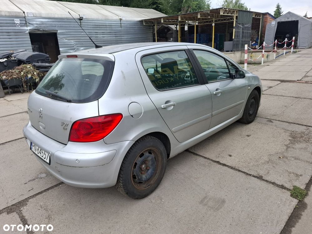 Peugeot 307 - 3