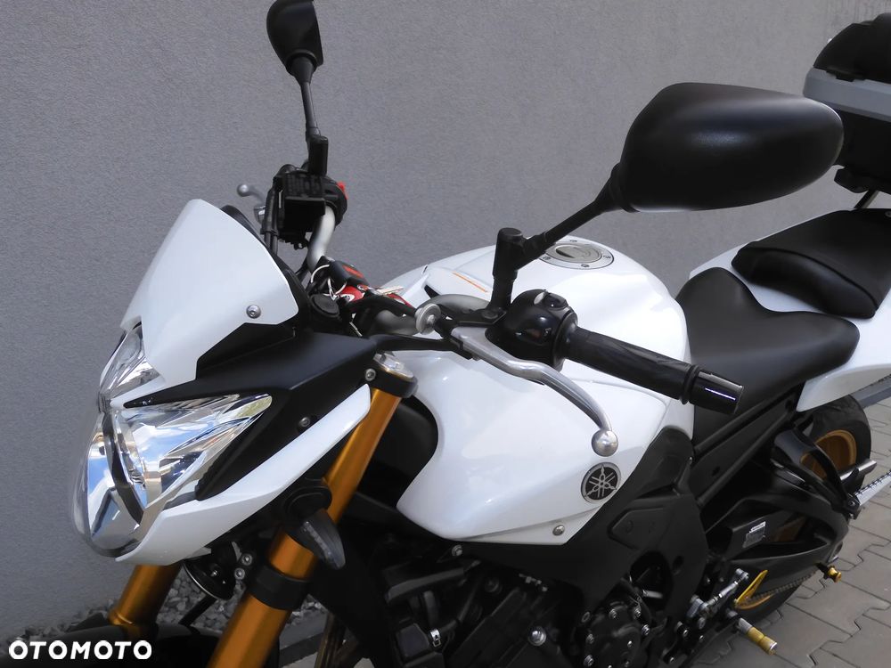 Yamaha FZ8 - 24