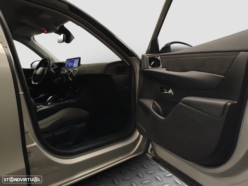 DS DS3 Crossback PureTech 130 Aut. PERFORMANCE LINE - 28
