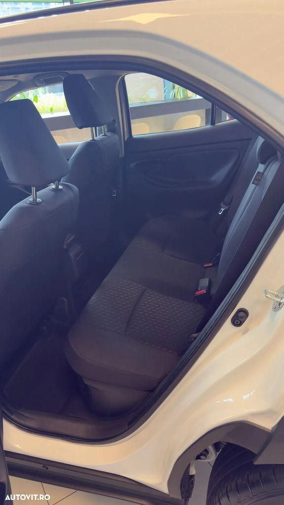 Toyota Yaris Cross 1.5 VVT-i HSD 4x2 Active - 31