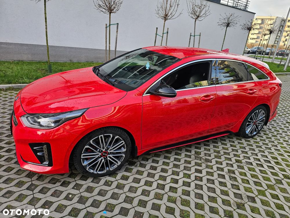 Kia ProCeed 1.6 T-GDI GT DCT - 1