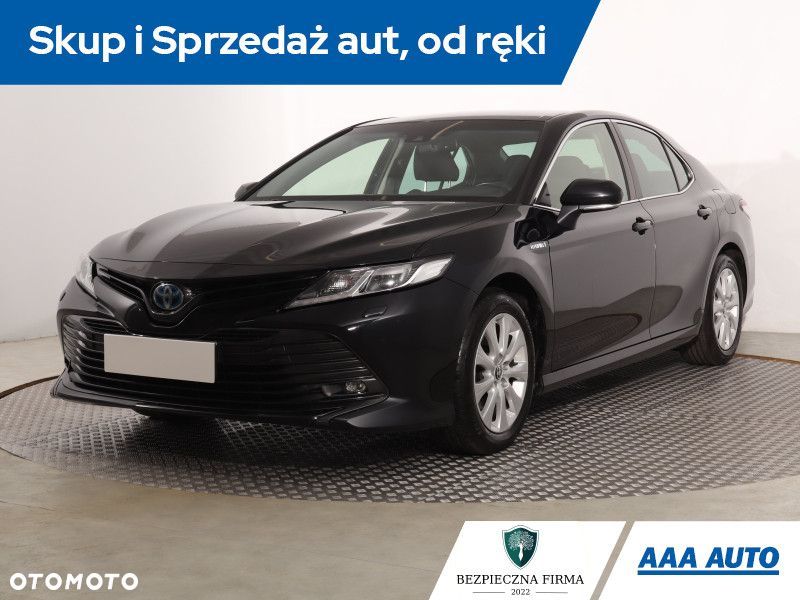 Toyota Camry - 3