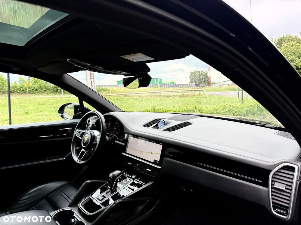 Porsche Cayenne - 11