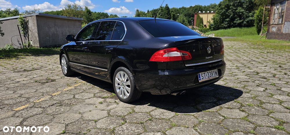 Skoda Superb 1.8 TSI Ambition DSG - 5
