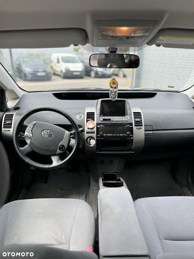 Toyota Prius 1.5 VVT-i Sol (nav) - 5