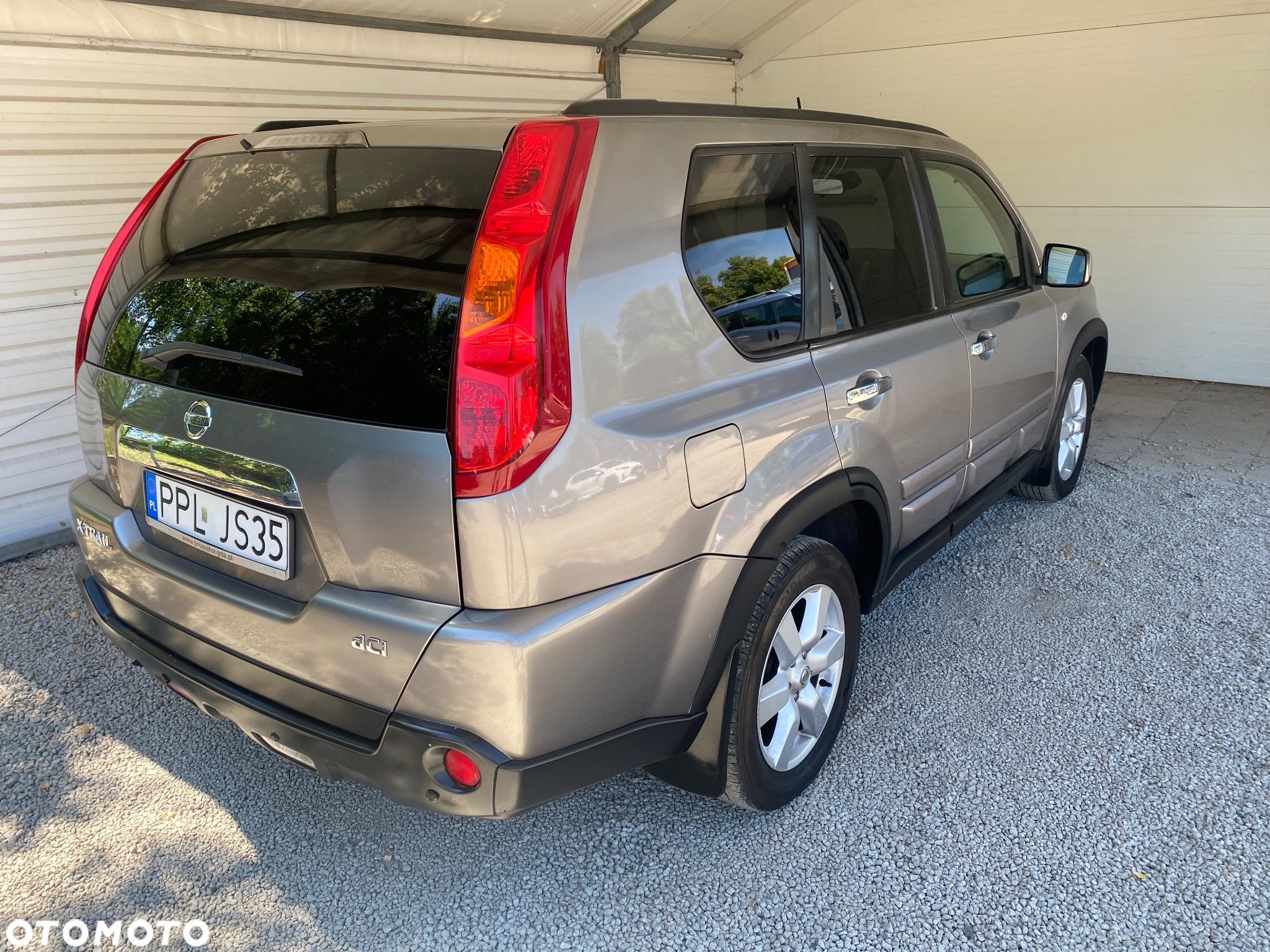 Nissan X-Trail 2.0 dCi 4x4 DPF Platinum - 10