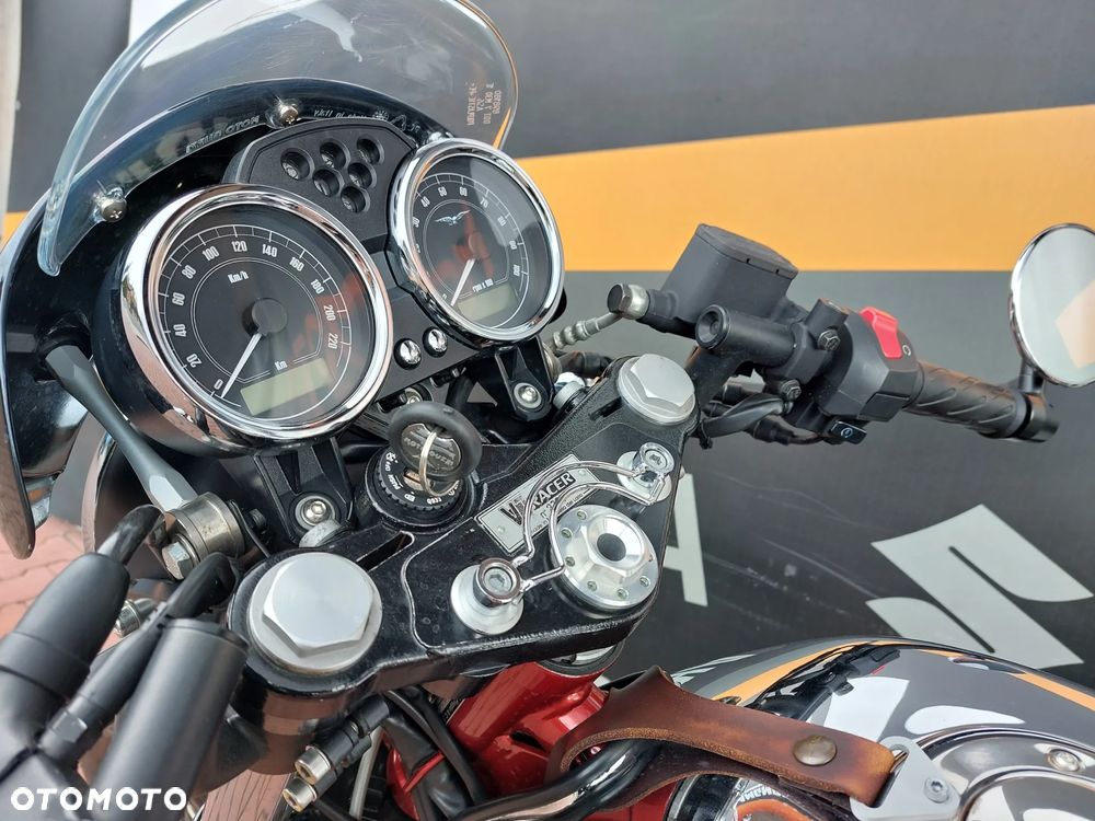 Moto Guzzi V7 - 21