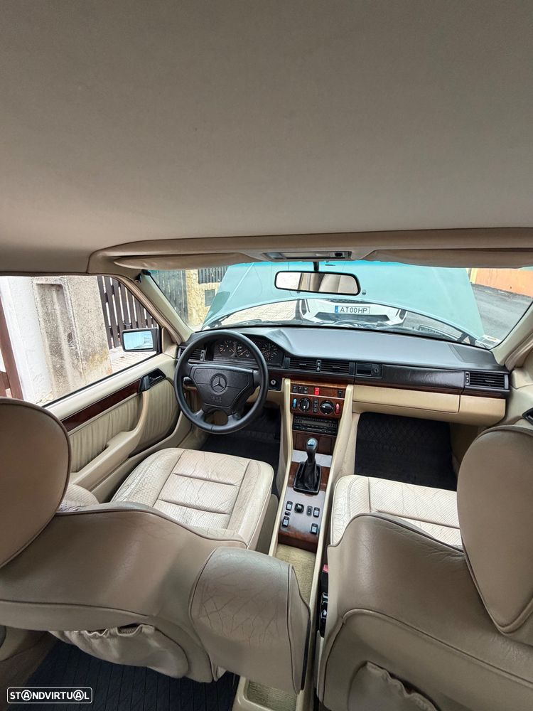 Mercedes-Benz W124 (1984-1997) 250 D Turbo - 19