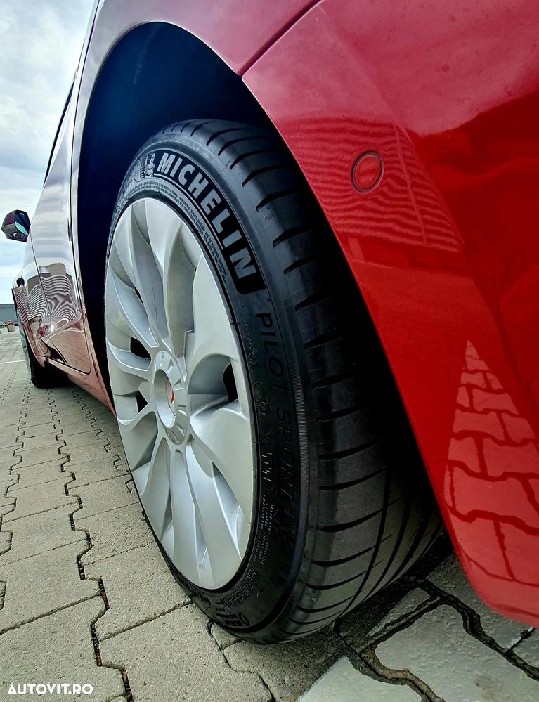 Tesla Model 3 Standard Reichweite Plus Hinterradantrieb - 13