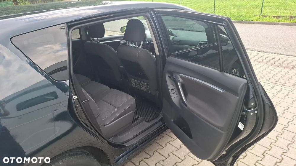 Toyota Verso 1.6 Premium - 9