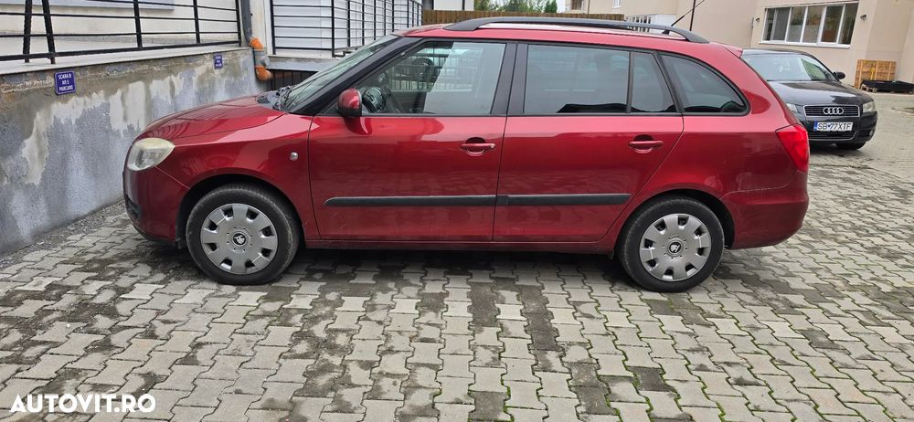 Skoda Fabia 2008 photo 5