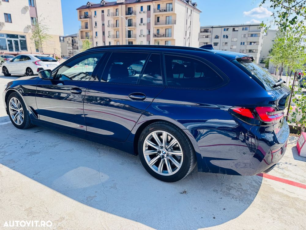 BMW Seria 5 530d xDrive Touring Aut. Luxury Line - 7