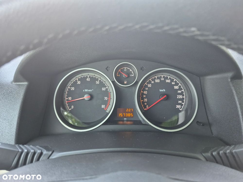 Opel Astra 1.6 Comfort / Cool - 24
