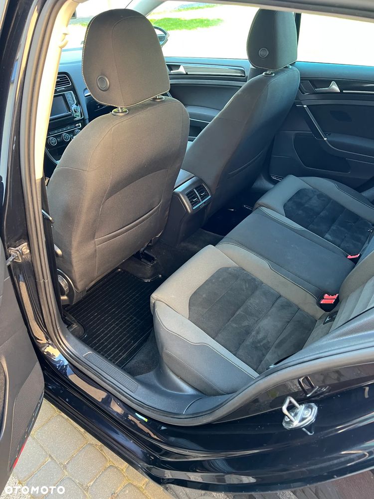 Volkswagen Golf 1.6 TDI Highline - 3
