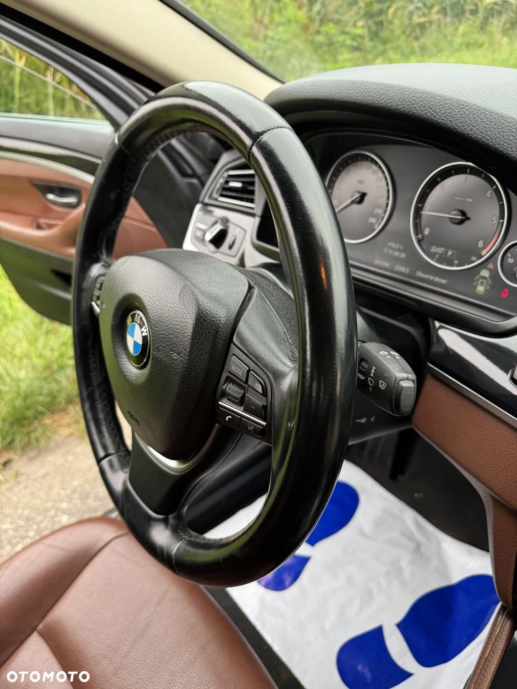 BMW Seria 5 520d Edition Fleet Exclusive - 24