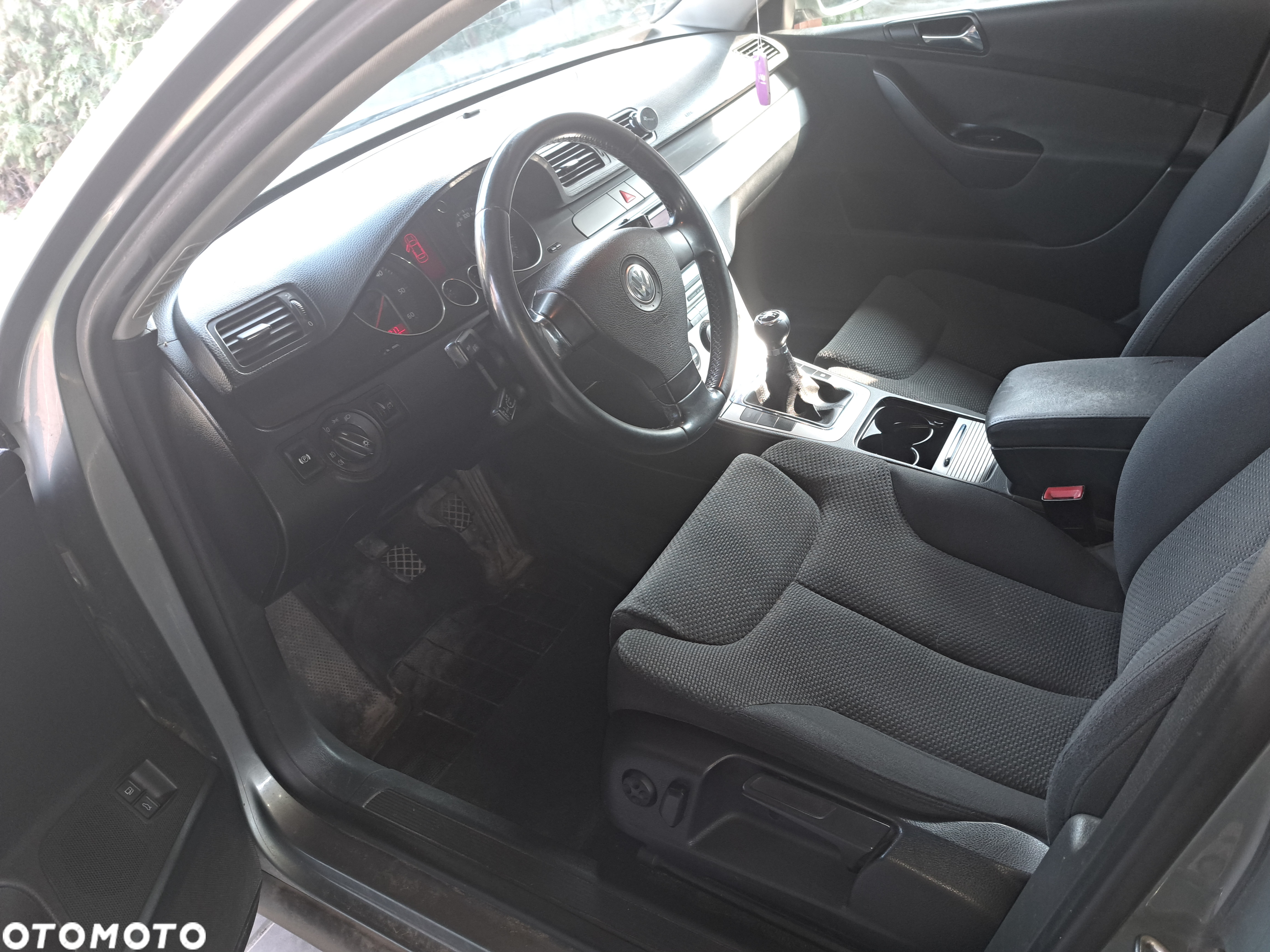Volkswagen Passat 2.0 TDI DPF Trendline - 6