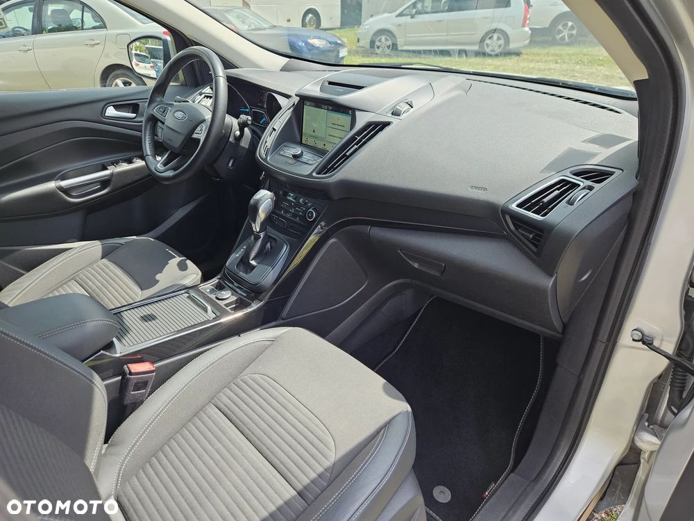 Ford Kuga 2.0 TDCi 4x4 Business Edition - 10