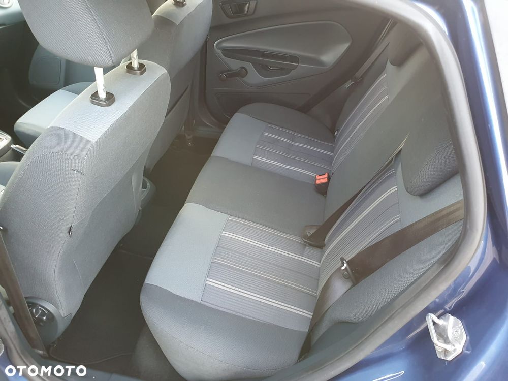 Ford Fiesta 1.25 Ambiente - 33