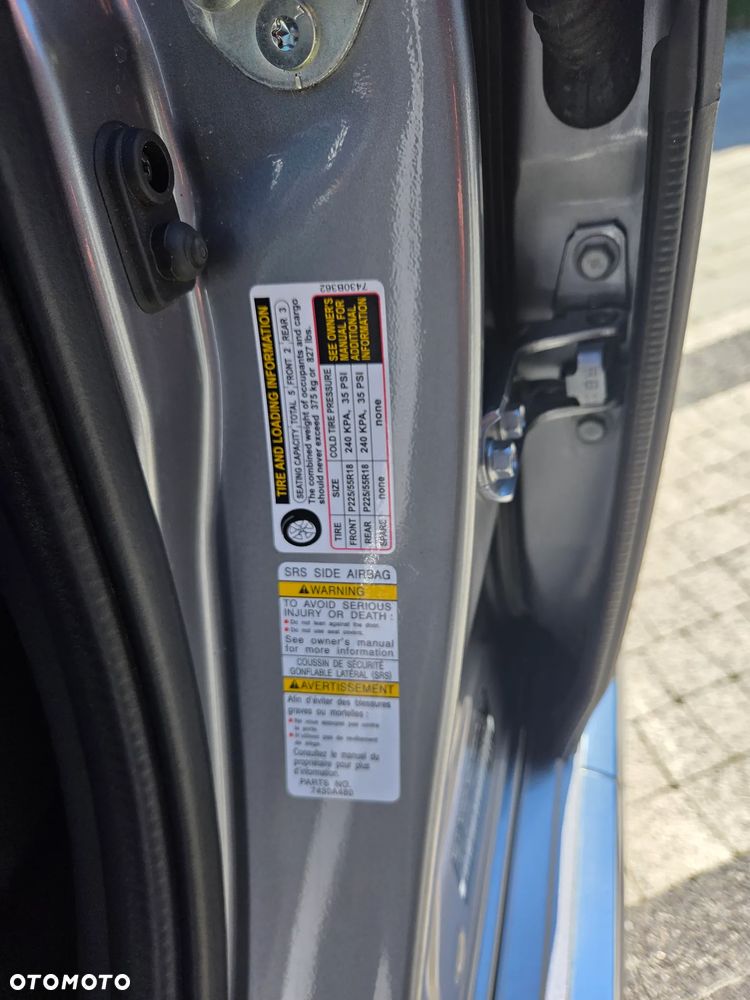 Mitsubishi Outlander Instyle NAVI + - 20