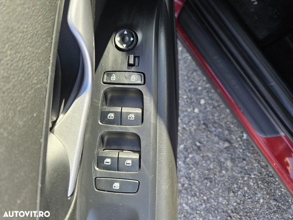 Hyundai Tucson 1.6 l 150 CP 2WD 6MT Comfort - 14