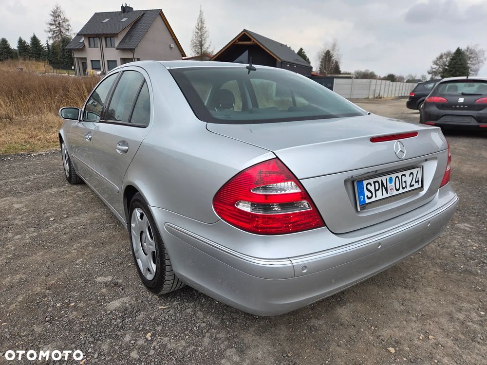 Mercedes-Benz Klasa E 200 Kompressor Automatik Elegance Sport Edition - 4