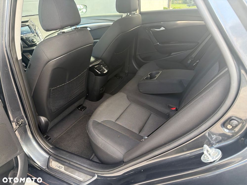 Hyundai i40 i40cw 1.7 CRDi Fifa World Cup Edition - 21