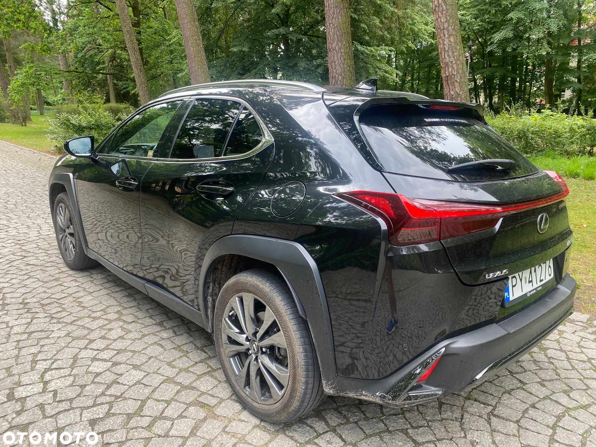 Lexus UX 250h GPF F Sport Design 2WD - 8