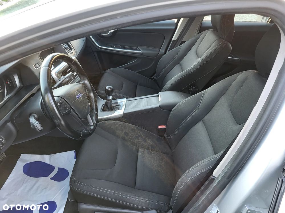 Volvo V60 D2 Edition - 10