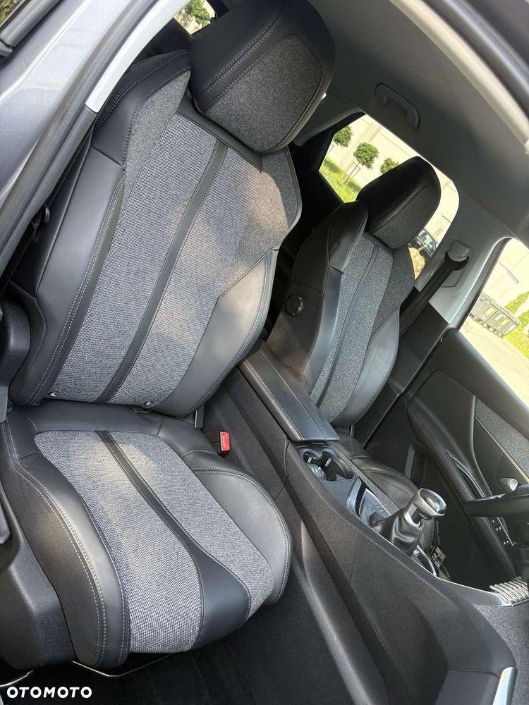 Peugeot 3008 HDi FAP 150 Premium - 13