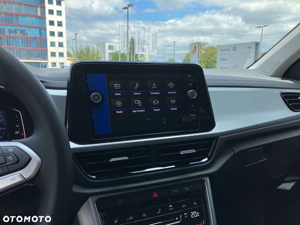 Volkswagen T-Roc - 17