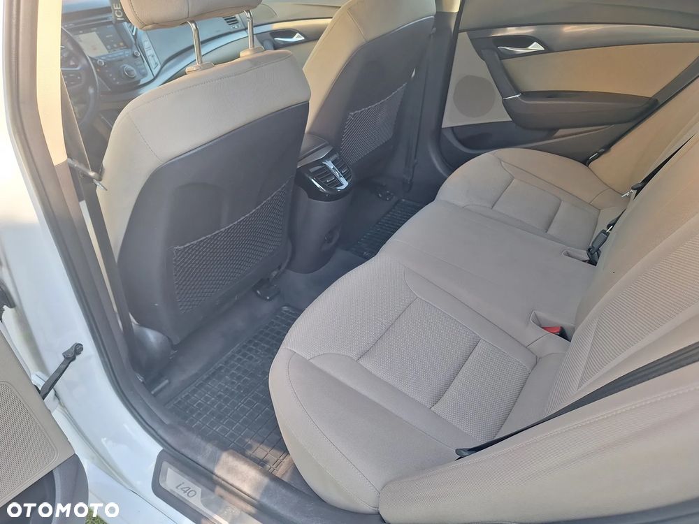 Hyundai i40 1.7 CRDi Comfort DCT - 11