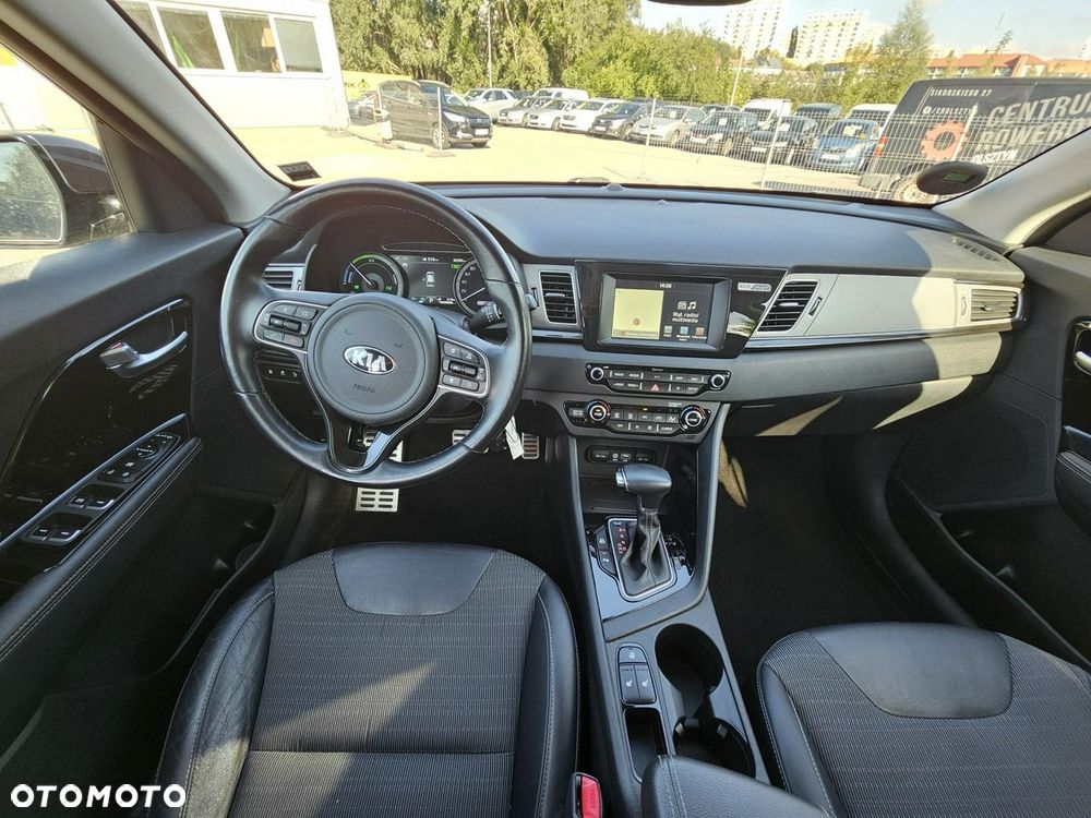 Kia Niro 1.6 GDI Plug-in Hybrid L Business Line - 19