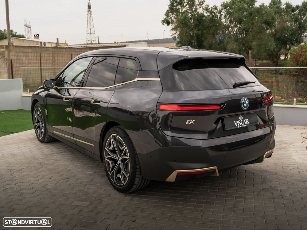 BMW iX xDrive50 - 4