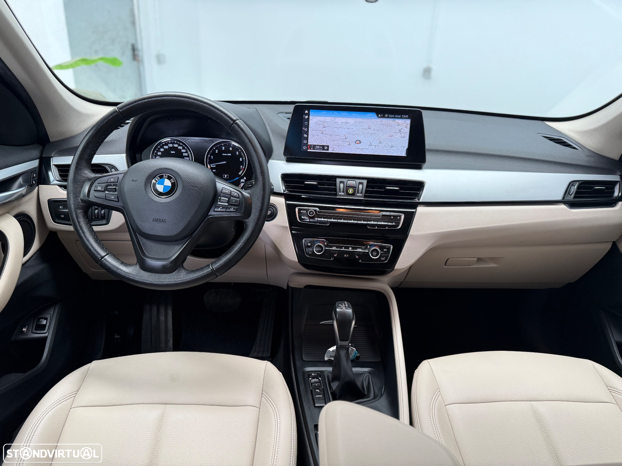 BMW X1 25 e xDrive xLine - 9