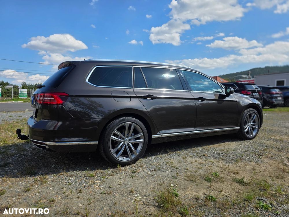 Volkswagen Passat 2.0 TDI DSG 4Motion Highline - 9