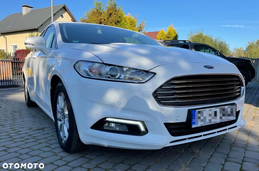 Ford Mondeo 2.0 TDCi STart-Stopp Titanium - 2