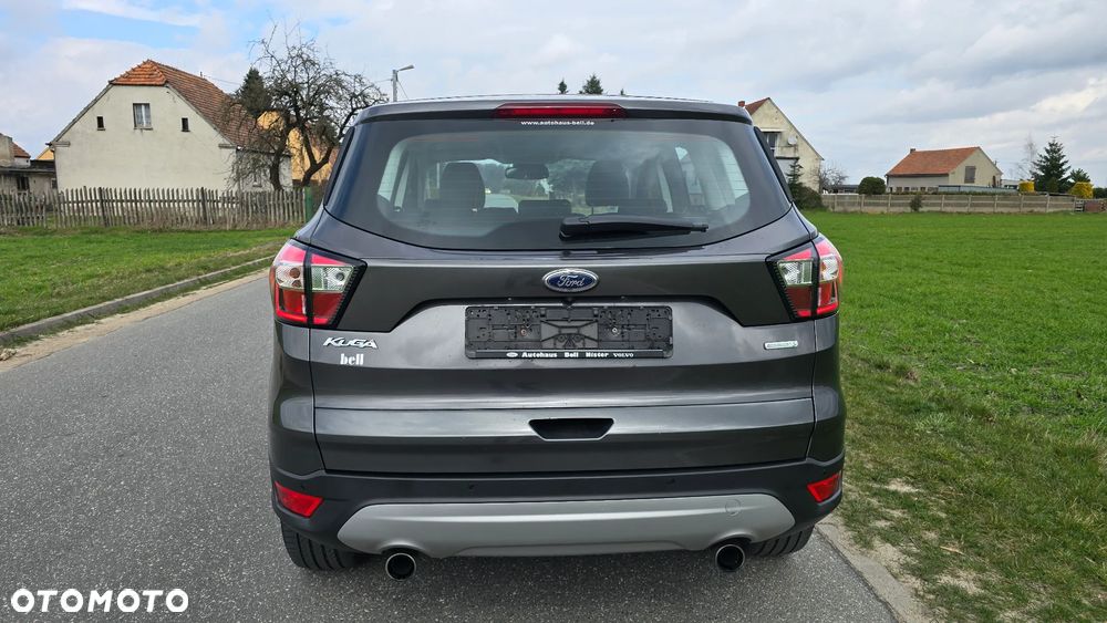 Ford Kuga 1.5 EcoBoost 4x4 Titanium - 4