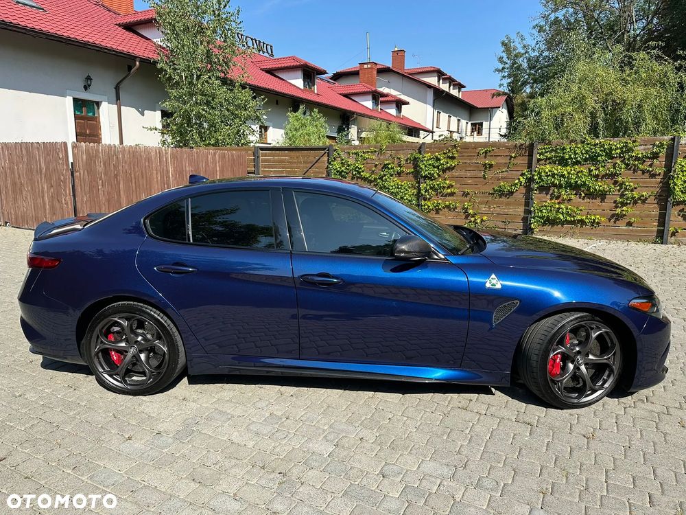 Alfa Romeo Giulia 2.9 V6 Bi-Turbo AT8 Quadrifoglio - 1