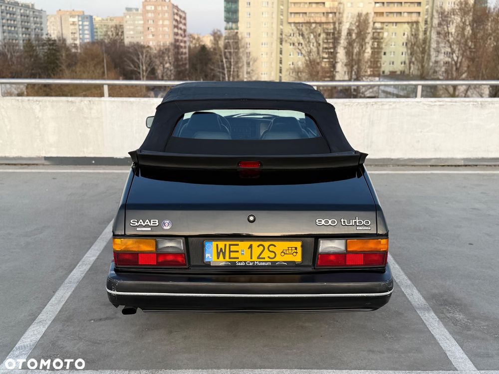 Saab 900 - 4